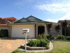 48 Willis St Rooty Hill NSW 2766 $490 Weekly Great Family Home 3 large bedrooms with built in robes ensuite to main Spacious kitchen with gas cook top Large lounge room plus family room Separate dining. Ducted air. Garage with auto door and internal access Covered pergola area Close to all amenities