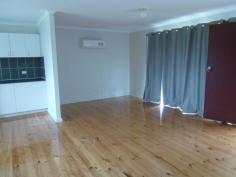 15 Hacket Cres Meningie SA 5264 $220 per week LOVELY 3 BEDROOM HOME Property ID: 11087983 This 3 bedroom home has open plan kitchen dining lounge with reverse cycle split system aircondioner and polished pine flooring. The 3 bedrooms are all carpeted & have no built-in robes. Bathroom has shower over bath & vanity. Toilet is separate. Separate laundry. Outside is low maintenance front garden, single carport & good size backyard. No shedding.