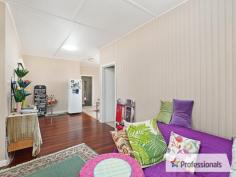11 Derek St West Busselton WA 6280 $519,000 The Perfect Holiday Home or Investment House - Property ID: 914048 This well positioned 3x1 has endless options! Use as your own personal holiday home, place a full time tenant in and generate some cash flow or renovate in to your dream home. Set on 757m2 it offers plenty of room to extend and add the large dream shed. Positioned in the prestigious 'West Busselton' beachside only a short troll to the magnificent Geographe Beaches Features Include -3 bed, 1 bath -Large 757m2 block -Timber flooring throughout -Electric HWS -Revere cycle air-conditioning -Less than 500m to the beach and boat ramp Features Land Size Approx. - 757 m2
