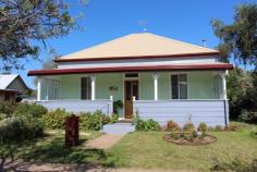 4 Link St, Bingara NSW 2404 $179,000 This gorgeous 3 bedroom country cottage has recently had a fresh makeover in designer colours, carefully chosen to be sympathetic to the style of the home. The front veranda has been opened up to let in the glorious morning sun, and admire lovely views all around. It's more than cosmetic though, with new plumbing, ceiling fans and floor coverings. The high ceilings are lovely, and many of the original details have been retained, making for a very special country home. FEATURES: 3 bedrooms Eat-in kitchen - restored wood stove, elec stove/oven, rainwater and mixer tap Lounge - rc a/c, open fireplace with mantel 1 bathroom - shower over bath, new vanity Separate toilet Laundry with original cement tub Enclosed front veranda Single garage Garden shed Established trees and new hedge Fully fenced backyard PLUS: Freshly painted inside and out New carpet/floor coverings, ceiling fans New plumbing New roof