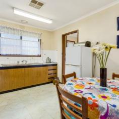 1/6 Devon Street, Box Hill South, VIC 3128 5 The perfect first home or downsizer, in one of the most beautiful streets in Box Hill South. The choice is yours to move straight in or perhaps renovate or update this original 2 bedroom villa with spacious dining and lounge, kitchen and meals area, separate laundry, toilet, bath and single garage in a select group of only 5 homes. Located in this highly sought after area, walking distance to Roberts McCubbin Primary, Box Hill High and Kingswood College, only moments to PLC, Deakin University, Box Hill Golf Course, Station Street shops, Aldi, Box Hill Central, public transport and of course the wonderful 50 Birds Cafe. Inspection is a must.