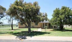 2 Tathra St Warwick QLD 4730 $319,000 This spacious family home is located in a quiet area at the top of Lyndhurst Lane. With five large bedrooms, open plan living with new kitchen and three entertainment areas, buyer looking for a home with extra space should arrange a time to inspect. Features include 5 double bedrooms (4 with large built in robes) Open concept living, dining and kitchen Brand new kitchen with free standing 900mm gas stove Stone bench tops and new stainless steel appliances Family bathroom with separate toilet Second half bathroom, and spacious laundry Large screened sunroom Fully Screened entertainment area Northern facing covered entertaining opening from kitchen Repainted throughout and new carpets in bedrooms Reverse cycle air-conditioner New instant gas hot water system