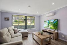 41 Myee Street Kanahooka NSW 2530 $600,000 - $640,000 Situated in a great part of Kanahooka is this modernised 3 bedroom family home. Offering a spacious open plan living & dining area with laminate timber flooring throughout, brand new kitchen with stainless steel appliances & stylish main bathroom. Outside you have a large yard which is perfect for the kids and pets to play, entertaining area and side access leading down to a double garage. Located just moments from the Dapto CBD, transport, local schools and freeway access making this the ideal first home or investment property. Block Size 635m2. FEATURES: Air Conditioning Built-In Wardrobes Close To Schools Close To Shops Close To Transport Garden.