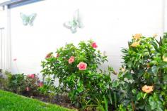 1/3 Leumeah Street Sanctuary Point NSW 2540 $430,000 Wayne Poole of PRDnationwide Sanctuary Point (0408 424 138) is proud to offer this spaciously stunning 2 bedroom, 2 bathroom Villa. Bathed in glorious sunlight highlighted by your own private gardens & covered courtyard and featuring; RC air conditioning, modern comprehensive kitchen, beautifully finished main & ensuite bathrooms and rich functional polished timber floors. With just a short stroll to the lovely waters of Paradise Beach Reserve and the handy community park gym, shopping centre and Country Club (golf course & bowls), the lifestyle benefits on offer here are wonderful. Whether retirement, investment or holiday buying is the focus of your search, you'll find the answers here!