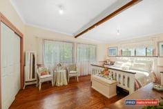 127 Holloways Rd Sandy Beach NSW 2456 $459,000 - $504,000 Set against a backdrop of lush gardens and mangoe trees this large home is positioned overlooking acres of undulating land and located minutes to the beautiful beaches of Sandy Beach. The home offers a contemporary style with a casual edge with emphasis on lifestyle. The multiple living zones work well together for the large family. The modern kitchen integrates functionality in style with the open plan dining that opens out onto a large rear deck,providing a casual space to relax and unwind. There are 5 bedrooms as well as a play room for young children. Upstairs there is a lounge area/TV room with lots of storage and a abundance of light. Sure there is some work to be done on this property but picture the end result.