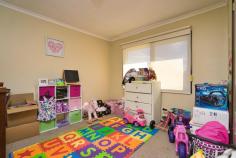 Unit 6/31 Roch Court Ballan VIC 3342 $295,000 This cosy 2 bedroom unit has all the basics and sits in a quiet court location close to the main hub of Ballan. Good sized bedrooms with BIR. Functional bathroom. Bright carpeted lounge area with split system heating cooling and a gas fire. Good Sized kitchen with laminate flooring and ample bench space. Carport. Fully fenced garden with heaps of potential. This property is currently securely tenanted at $250.00 per week.