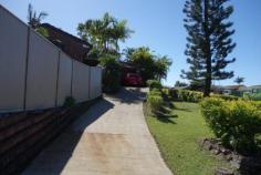 31 Alexander Drive Highland Park Qld 4211 - Bloor Homes Property Management Family home in the heart of Highland Park House - Highland Park QLD Available on October 12, 2019! Family home in the heart of Highland Park This 4 bedroom, 2 bathroom house has been freshly painted and new carpet throughout, and features the following: – tiled living areas – kitchen has new oven and dishwasher installed – Fans and air con in all bedrooms – Security System – covered outdoor entertaining area – inground pool with monthly service included – tenants pay for chemicals – 2 water tank which gravity feed the pool – Bus stop right outside to all major stops – Close to schools and shops – 2 driveways (1 in Karla Court) – Garden shed – NBN internet available Email today to make a time to view or call Lesley on 55199220 or 0432832355 Applications wwww.bloorhomes.com.au
