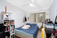 4/5 North Street Southport QLD 4215 $225,000 This two bedroom ground floor apartment is perfectly located a stones throw to the Broadwater and in walking distance to Southport CBD, cafes, shops, schools, restaurants. This well presented, 2 bedroom unit would suit a first home buyer or an investor looking for a solid return in a great area. Located in a small walk up complex of only 8 units with low body corporate. Features include: 2 Bedroom 1 Bathroom Open plan living / kitchen Car space Rented at $300 per week Vacant possession available on request Bus station at the front of complex 100 meters to Broadwater 450 meters to Southport CBD 1km to Australia fair 1km to Chirn Park shops, cafes & restaurants Perfect central location Future redevelopment opportunity..