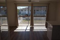 6/43 Back Street Biggera Waters Qld 4216 - Bloor Homes Property Management Fully renovated unit in Labrador Unit - Biggera Waters QLD Available on September 25, 2019! Fully renovated unit in Labrador This one bedroom unit has been fully renovated. Bedroom has both ceiling fan and air conditioning. Washing machine and fridge included. Security screens throughout. Unit on first floor of 2 story walk-up. Covered car space available. NBN available in the area. Call or email today for a viewing with Lesley on 55199220 or 0432832355