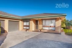 2/405 Ross Circuit Lavington NSW 2641 $200,000 This comfortable and easy living 2 bedroom townhouse is ready to move in, comprising open plan lounge & dining areas, a large main bedroom with built in robes, kitchen with pantry and built in cupboards, separate laundry with sink, tiled bathroom & separate toilet. Only minutes to most amenities, shopping at Lavington square, close proximity to Ross Circuit preschool and a number of other schools. Features: Braemar gas wall furnace, carrier refrigerated cooling, Westinghouse electric oven, ceiling fan, gas HWS.