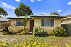 3 WALFORD STREET WOY WOY NSW 2256 Located within 5 minutes to Everglades golf and country club, 15 minute walk to Woy Woy station and all major amenities lies this 2 bedroom home on a 582 m2 parcel of land. This property is a great opportunity for first time home buyers or investors alike! Key features include: - 2 bedrooms - Internal Laundry - Garage/ Workshop - Quite Street...