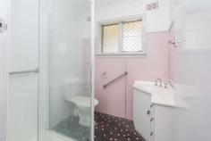 2/243 Bacon Street Grafton NSW 2460 • 2 carpeted Bedrooms with ceiling fans and built ins • Lounge, original Kitchen with electric stove • New air conditioner will be installed • Bathroom has shower, toilet and vanity • External shared laundry • Electric HWS • Shared Carports at back of units • No Pets • We accept Form 1 Applications. * STEPS FOR A SUCCESSFUL APPLICATION: 1. View the advertisement for the property thoroughly 2. Drive by the property and ensure that you are happy with the location and look of the property 3. Apply using the online applications 4. Successful applications will be contacted to inspect the property..