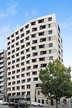 803/131 Pelham Street Carlton VIC 3053 $195,000 This superb ‘cash-cow’ investment offers significant returns, in an unbeatable central Carlton location. Within close proximity to Melbourne and RMIT Universities, the Melbourne CBD and not to mention the hospital precinct and Peter Macallum Cancer Centre only moments. Serviced by a number of trams along Swanston and Elizabeth Streets, Lygon Street café’s and shops and easy access to the Queen Victoria Market. Perched on the 8th floor enjoying a north facing balcony and plenty of natural light, this studio apartment is ideal for a cash investor wanting to take advantage of a consistent income stream on a 12 month lease. The building is equipped with secure foyer and lift access, bicycle storage, residents’ lounge, shared laundry facilities plus garbage and recycle chutes..
