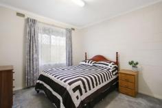 2/17 Allambie Crescent Wodonga VIC 3690 $155,000 A great first property for your investment portfolio or the perfect opportunity to stop paying rent. It would even be an ideal spot to live during the week for those who live out of town. This is the middle unit in a complex of three and close proximity to convenience stores and a short stroll to Whitebox shopping. Offering two bedrooms, lounge, compact kitchen and combined shower, toilet and laundry facilities. FEATURES: • Air Conditioning • Close To Shops • Close To Transport..