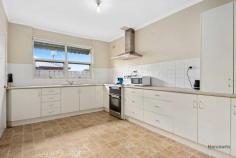 108 Hillier Road Reynella SA 5161 $255,000 - $275,000 An ideal investment or starter home, close to shopping, transport and professional offices. * 3 bedrooms * Large lounge * Split cycle heating and cooling * Parquetry floors * Large kitchen, updated cabinetry * Separate dining * Low maintenance gardens Paint, renovate, prosper!