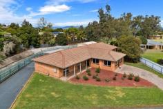 462 Wagga Road Lavington NSW 2641 Positioned on the fringe of both commercial & residential areas of Lavington with an R1 - General Residential zoning this property has a lot on offer. Five bedrooms, a study, two living areas, a kitchen, two bathrooms and a reception area suitable for business purposes. The land area is a generous 2264m2 providing a large back yard or ample parking for a business. With ducted heating & cooling throughout, this property could suit a large family, bed & breakfast, childcare or home based business (STCA). The size, condition and location of this property would make this an attractive rental property and good investment FEATURES: • Air Conditioning • Built-In Wardrobes • Close To Schools • Close To Shops • Close To Transport • Secure Parking.