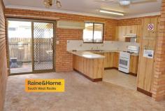  2/4 ROY SANDERS PLACE SOUTH WEST ROCKS NSW 2431 $335,000 Two bedroom villa located within an easy walk to Back Creek, Beach and town centre. Has a garage, carport, rear yard, air-conditioned. Currently under lease to a great tenant at $300.00 per week. This villa is in great condition. 