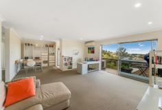6/21 Kidston St Ascot QLD 4007 Enjoy the magnificent views and Bay breezes that this Northern aspect unit offers, situated on the top floor of this elevated unit block in the high point of Ascot. A very generous floor area covering 112.5 Sq Mtrs internally with a large living /dining room, a big master bedroom with walk in robe and a Northern balcony, as well a separate full size laundry complement this excellent package. Split system air conditioners add to the comfort, a very short walk to St Margaret’s Girls School, only minutes to St Rita’s College and Ascot State School, ten minutes to the CBD and Gateway Freeway are additional benefits.