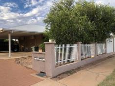 4/4 Khalick Street East Side NT 0870 $400,000 Located on a 4 unit complex, this delightful property is only a short walk away from the centre of town. Well-maintained, the unit offers 2 bedrooms and 2 bathrooms as well as an outdoor area. The welcoming living room is spacious and would be a great spot to relax or gather. Bedrooms have split-system air conditioning; the main one features a walk-in-robe and ensuite while the other bedroom has a spacious built-in-robe. The kitchen is functional and provides plenty of cupboard and bench space, it also comes with a double sink, 5 gas burner stove and electric oven. Off the kitchen, you will find a separate dining area offering an abundance of natural light. The outdoor area that can be as low maintenance as you wish offers a magnificent view of the Ranges..