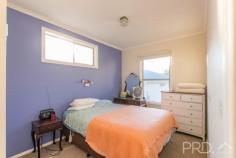 10 Morris Street Talbingo NSW 2720 Coming up for auction we offer this very well presented cottage, with the internals being fully renovated and beautifully done, consisting of three bedrooms. The cottage is set on a large level block and offers beautiful views of the mountains to the north. Perfectly located it is only a short walk to all amenities that Talbingo has to offer. Must be sold on or before auction, contact us today to book your inspection!