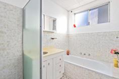 4/24 Rutland Street Allawah NSW 2218 $770,000 A well presented three bedroom unit that would suit any young family, down sizer or investor. The unit is well laid out with great air flow and natural light through-out the day. Conveniently located the block is only a short walk to parks, St George Christian School, shops & Station. • Combined living and dining space • Updated enclosed kitchen • Sunny north facing balcony • Neat & tidy bathroom • Large lock up garage..