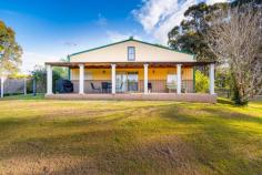 25 Mountain View Pl Kitchener NSW 2325 $700,000 – Located in a sought-after location just minutes from Cessnock – Unique small acreage (almost 2 acres) with a warehouse style barn – Absolute rare find sitting on a 7164m2 block, with town water & a sealed road. – Internally, the studio has two bedrooms, a bathroom, kitchen & sheltered outdoor entertainment area – Includes a loft & second bathroom – The barn is 330m2 including verandah – 90m2 additional garage & double carport perfectly positioned for your dream home! – Minutes walk to Aberdare State Forest – Entry level acreage opportunity..