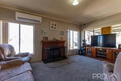 44 Mayday Road Batlow NSW 2730 $305,000 Positioned just a very short stroll along mayday road, you will love the space afforded in this highest three-bedroom home. Boasting a large internal layout with free-flowing kitchen, dining and living areas, with all bedrooms positioned away from the hub of the home for privacy and a great sized rear yard with double bay shed and a fully covered front entertainer's deck. 44 Mayday Road certainly is an opportunity not to be missed, call today to book your inspection! Premiere features: • Three great sized bedrooms, two with built in robes • Bathroom with combined shower and bath, single vanity • Large open plan kitchen with ample bench space and storage, induction cooktop and stainless appliances • Dining positioned off the kitchen • Additional large sunroom at the rear of the plan • Semi formal lounge with wood fire heater and split system air conditioning • Separate toilet • Internal laundry • Large fully covered front deck • Under house storage both front and back • Double bay shed • Fully fenced rear yard • 734m2 Allotment