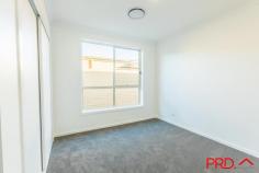 7 / 6 Ainslie Place Tamworth NSW 2340 $465,000 Located in a quiet cul de sac, in a gated community you will find Zahra Estate. This brand new 3 bedroom home has much to offer including master bedroom, walk in robe and ensuite, remaining 2 bedrooms with built ins, large double lock up garage, separate laundry, main bathroom with bathtub and separate toilet. SMW locally built kitchen with stone bench tops, LED down lights through out, ducted reverse cycle air conditioning, 2.55 meter high ceilings, alfresco area and much more.