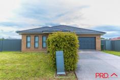 31 Grand Meadows Drive Tamworth NSW 2340 Don't miss this incredible opportunity for your next family home. Offering four well-sized bedrooms all with built in wardrobes and ensuite to main bedroom and walk in wardrobe, well appointed kitchen with walk in pantry and smeg appliances. Relax in the open plan living area leading out to the undercover alfresco area. Ducted heating and cooling throughout and an additional gas point. Double lock up garage and fully secure yard with water tank and garden shed. Located in the favoured suburb of North Tamworth close to private schools, hospitals and Northgate shopping complex. This one is not to be missed!