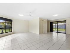 9 Riley Dr Gracemere QLD 4702 $349,000 This is the home you’ve been waiting for! Great neighbourhood and low maintenance. * Double front doors for easy access * Large open plan living, dining and kitchen. Kitchen includes breakfast bar * New carpets, curtains and blinds * Large fully fenced back yard, ideal to build big shed * Great family floorplan