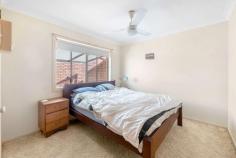 2/4 Eversley Place Grafton NSW 2460 It's not often a ground level unit in the heart of Grafton comes to market. Situated in a quiet cul de sac just minutes walk from Aldi Supermarket, and just a few blocks from all of the Grafton CBD facilities, this is an opportunity that is few and far between. Privately positioned, this low maintenance brick and tile unit offers two bedrooms, both with ceiling fans and built-in robes, a functional kitchen with open plan air conditioned open living space plus its own paved private courtyard. A single lock up garage with additional storage space.
