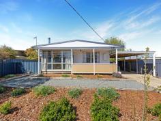 2 Albert Rd Chiltern VIC 3683 A totally refurbished cosy home surrounded by established low maintenance gardens situated in the quiet Chiltern township, easy commute to Major Rural Cities (Wodonga 25 mins, Wangaratta 25 mins) and surrounding rural townships (Rutherglen 12 mins, Yackandandah 27 mins, Beechworth 24 mins) Offering two (2) bedrooms, open plan living, well appointed kitchen, ‘ultra-modern’ bathroom and serviceable laundry. Outside the 626m2 approx. allotment consists of attractive gardens, carport and lock up shed/workshop with concrete floor and power. Other features include: - Electric split system heating and cooling. - Overhead fans. - Built in robes for both bedrooms. - Slow combustion wood heating.