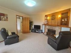 59 E Barrack St Deloraine TAS 7304 $495,000 Spacious 3 bedroom home set on 749m2 approx. Two bedrooms have built in wardrobes. Large windows providing natural light and warmth to the home. Modern kitchen flowing to dining area and living room. Wood heater provides ample warmth. Bathroom with bath and separate shower. Separate toilet. 2 car garage with remote access. Set on a corner block with dual access. Easy to maintain yard with plenty of space. Close to local primary and high school, supermarket, doctors, pharmacy and cafes.