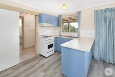 12 Saunders Close Mount Pleasant VIC 3350 $549,000-$579,000 • Front home consists of Three Bedrooms, Open Plan Kitchen/meals Dining and Lounge area. Secure off street parking, new carpet and freshly painted. Elevated with private decking over looking Ballarat CBD with city views • Back home is One Bedroom, One Bathroom, fully self-contained Kitchen and separate lounge. Lovely decking area with city views over Ballarat CBD • Separate driveway to the back home with further scope and sub-division potential. • Block size is approximately 1395m2 on one title • Perfect investment with two incomes from each dwelling • Great for a growing family with separate home • Or maybe Airbnb option? • Minutes to CBD • Minutes to Sovereign Hill • Best views in Town