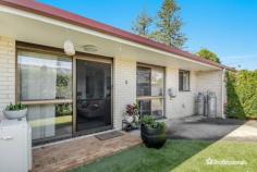 2/50 Norton Street Ballina NSW 2478 $595,000 Located in Ballina’s premier street and within walking distance to North Creek and the CBD, this affordable villa is a must-see for first homebuyers and investors alike! Whilst unassuming from the outside, the interior has been renovated throughout and beautifully finished to create a simple but stylish abode. The villa is extremely low maintenance and the sunny north facing courtyard is paved so you can get rid of the lawnmower and spend your weekends relaxing! • Fantastic central location in Ballina’s premier street • Open plan living/dining area • Air conditioned for year round comfort • Sunny north facing courtyard • Modern kitchen and bathroom