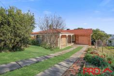 1 Ford Street Tamworth NSW 2340 $498,000 Located in high Oxley Vale, this immaculate three bedroom, one bathroom home with additional toilet is perfect for your next investment property! Offering an updated kitchen, open plan living, dining, spacious lounge room and an addition rumpus room. Featuring reverse cycle heating and cooling, a wood fire place and a single lock up garage. Situated on a 612sqm block, close to schools and shopping complexes. The property is currently rented for $400p/w with lease in place until March 2023.