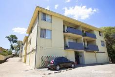 12/65 Park Avenue Kingswood NSW 2747 Located approximately 200m’s away from Kingswood Railway Station is this updated 1 bedroom apartment. * Carpet throughout * Dual balcony * Single lock up garage * Intercom security block – very neat and tidy and well maintained On today’s rental market you could expect a return of approximately $1,160 per month and with the Nepean Hospital and University of Western Sydney also within walking distance. The property is priced to sell so do not miss the open home.