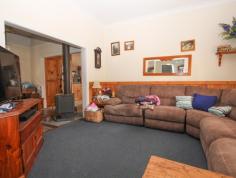 25 Court St Boorowa NSW 2586 $400,000 Does sitting on the front verandah with the morning sun and over looking Boorowa’s famous Mount Canemumbola sound appealing? Then look no further than this cozy little home. This property features 3 spacious bedrooms with built in robe in the main bedroom. The living room is open plan to the dining room which has wood heating and then flows through to the kitchen which has all electric cooking and a breakfast bar for meal prep. Down the hallway you will find the bathroom and laundry before stepping outside into the 1480 sq metre block which has a carport, workshop, garden shed, dog cage and plenty of yard for the kids to run around. One attraction to this property is the Solar Panels that have been installed to assist with those ever-increasing electricity bills.
