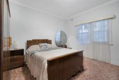 24 Hall St Cessnock NSW 2325 $550,000 – Currently two bedrooms, huge lounge room and sunroom! – Formal dining and second living area – With renovations, the floorplan allows for the potential to add a third or fourth bedroom! – All this on 540m2 level block with carport and garage! – Take a walk around the immediate area and check out the renovations and new homes! – There are endless possibilities with this Californian Bungalow! – This is a gem, act immediately before its gone!