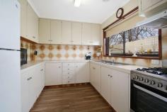 2/13 Wirilda Close Wodonga VIC 3690 $349,000 With only 2 on the block and close to Birallee Shopping Centre, doctors surgeries and sporting facilities, this is a great opportunity for the Investor. Consisting of 2 good sized bedrooms, master with walk in robe, open plan living / dining and updated kitchen. This is a light and airy townhouse with heaps of extras including, ducted heating, split system, in-wall air conditioning and solar system, (panels). Outside offers an enclosed secure large yard, great space for entertaining, established gardens and single garage with an additional car space. This is the back unit with 2 on the block.