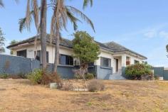 10A Stanbury Pl Kardinya WA 6163 $700,000 Welcome to 10A Stanbury Place in the sought-after suburb of Kardinya. All the hard work has been completed. Professional builders have been in and completed the hard for you. The canvas is there for you to finish it off to your liking. This is a blank canvas for you to finish the finer details to your own desire. The property boasts a spacious backyard, perfect for entertaining or for the kids to play in. The architecture of the house is sleek and contemporary, with hardwood flooring throughout the living areas. The cozy fireplace in the living room is perfect for those chilly winter nights. With a double garage and plenty of outdoor space, this property offers both convenience and comfort. The neighborhood is quiet and family-friendly, with parks and transportation options nearby. Please note, there is currently no bathrooms or kitchen.