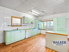 122 Hoare Street MANUNDA QLD 4870 $399,000 This low-set Queenslander is in a great position, zoned low-medium density residential, meaning it can be used as a commercial property or as a home. There are 2 bedrooms, 1 bathroom and wooden floors in the main house, plus a rear patio & solar. The home does need TLC but the roof is only 7 years old, and the bathroom 5 years old.