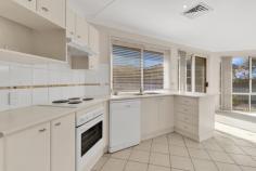 42 Margaret St Cessnock NSW 2325 $540,000 Designed and Masterbuilt by current vendor. A perfect downsize opportunity with no compromise on space and quality. Extremely rare opportunity to purchase a Torrens Title home unit in such a popular West Cessnock location. 3 large bedrooms all with built in robes. Open plan kitchen with spacious light filled living and dining area. Ducted AC and natural gas. Single lock up garage with remote entry. Easy to maintain outdoor courtyard. Walk to all West Cessnock amenities. Minutes to Cessnock CBD. Don’t miss this opportunity!