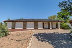 26 Glen Street Walpeup VIC 3507 $300,000 - $315,000 Quality 3 bedroom + study family located in the peaceful town of Walpeup. Brick veneer construction home which is situated on half an acre (2,015m2), with single garage and large rear yard. The home is extremely neat & tidy throughout. All three spacious bedrooms offer built in robes & ceiling fans. Open plan kitchen/meals with all electric cooking. Large formal lounge, while the flooring and paint have been updated throughout. Rear entertaining area that spans the entire length of the house. This is an outstanding example of property you can move straight into and then put your own touches on the garden should you wish.