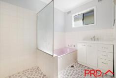 113 Single Street Werris Creek NSW 2341 $359,000 Don't miss out on this fantastic opportunity to secure this well maintained 3 bedroom 1 bathroom home on a large 854 sqm fenced block. This asset offers a excellent opportunity for investors, first home buyers and downsizers a like and is ready to move in and live your best life. Located in the township of Werris Creek and within walking distance to all amenities including transport, bus + rail, groceries, medical, pharmacy, cafes, restaurants, parks, public swimming pool and multi-purpose hospital. Werris Creek is only a short 45km or 35 min drive to the regional city of Tamworth or 377kms or 4hr 20 min to Sydney.