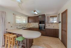 41 Education Lane Sea Lake VIC 3533 $345,000 - $379,000 Neat & tidy brick veneer home with two bathrooms and two living areas. Well loved property that offers master bedroom with ensuite, while bedrooms two & three are of a great size. Slow combustion heating, evaporative cooling and split system heating/cooling. All electric cooking and hot water service. Situated on 971m2 and in a very convenient location. Access through the double carport to the backyard for boat or caravan storage. Quality brick veneer homes in Sea Lake are few and far between. Sea Lake is a thriving community with a big heart.